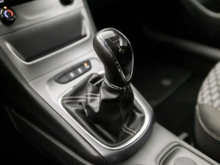 Opel Astra (APPLE CARPLAY, GROOT NAVI, GETINT GLAS, TREKHAAK, PARKEERSENSOREN, SPORTSTOELEN, CRUISE, LM VELGEN, NIEUWE APK, NIEUWSTAAT) - afbeelding nr 10