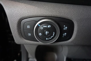 Ford Transit Custom Ford Transit Custom 300 2.0 TDCI L2H1 Trend Dubbele Cabine Automaat Airco Navigatie Cruisecontrol Camera PDCVA - afbeelding nr 19