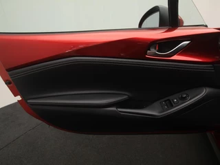 Mazda MX-5 Mazda MX-5 Roadster 2.0 SkyActiv-G Luxury : dealer onderhouden - afbeelding nr 19