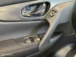 Nissan QASHQAI Nissan Qashqai 1.2 N-Connecta AUTOMAAT/ CAMERA / TREKHAAK / NAP - afbeelding nr 28