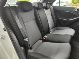 Hyundai i20 - afbeelding nr 13