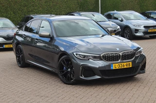 BMW 3 Serie BMW 3 Serie M340i xDrive / Trekhaak / Leder / Memory seats / 19'' / DAB / Navigatie / Stoelverwarming / DAB / Cruise Control - afbeelding nr 35