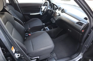 Suzuki Swift Suzuki Swift 1.2 Stijl Smart Hybrid AdaptiveCruise/Navi/Keyless - afbeelding nr 19
