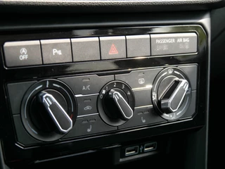 Volkswagen T-Cross Volkswagen T-Cross 1.0 TSI 116PK Life R-Line | APPLE CARPLAY | CRUISE CONTROL | - afbeelding nr 10