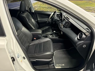 Toyota RAV4 Toyota RAV4 2.5 Hybrid Executive Business / Leder / Navi - afbeelding nr 10