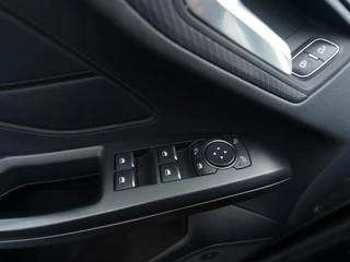 Ford Focus Ford Focus Wagon 1.0 EcoBoost 125pk ST-Line Business | Panoramadak | B&O sound  | Trekhaak - afbeelding nr 39