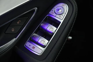 Mercedes-Benz C-Klasse Mercedes-Benz C-klasse 200 AMG | Stoelverwarming | Carplay | Trekhaak |  Matrix LED | Sfeerverlichting | Leder/Alcantara | Side Assist | Camera - afbeelding nr 27