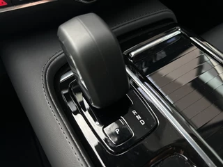 Volvo V60 Volvo V60 2.0 T6 Plug-in hybrid AWD Plus Dark - afbeelding nr 32