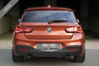 BMW 1 Serie BMW 1-Serie M140i Shadow | Alcantara - RWD - Navi Prof - H/K - afbeelding nr 6