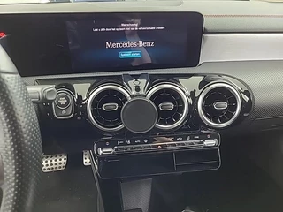 Mercedes-Benz CLA Mercedes-Benz CLA-klasse 180d Aut. Business Sol. AMG | Navi | Camera | CarPlay | - afbeelding nr 9