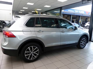 Volkswagen Tiguan Volkswagen Tiguan 1.5 ACT CL Bns.Digitaal teller/Leder/DSG7 Autom/Panorama schuif - afbeelding nr 5
