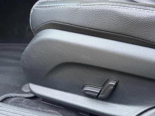 Mercedes-Benz C-Klasse Mercedes C-klasse Estate 180 Business Automaat Navigatiesysteem | Trekhaak | LED verlichting | Climate control | Cruise control | Getint glas | 17 inch lichtmetalen velgen | Achteruitrijcamera | Parkeersensoren voor achter - afbeelding nr 10