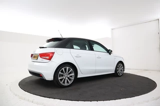 Audi A1 Sportback 5 Deurs, S-line, Navigatie, Lmv - afbeelding nr 4