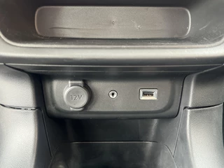 Citroën C3 Citroën C3 PureTech 82 Feel Edition | Trekhaak | Carplay/Android Auto | Cruise Control | - afbeelding nr 20