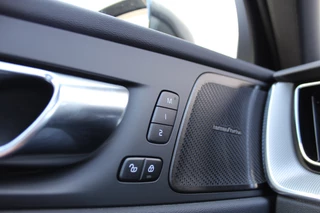 Volvo XC60 | Panoramadak | H&K | 360 camera | Winterpack - afbeelding nr 18