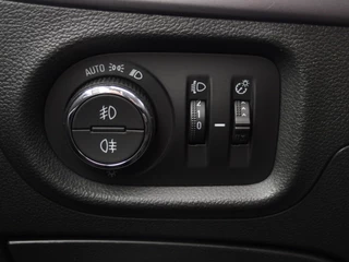 Opel Astra TREKHAAK / SPORTSTOEL / CARPLAY / DAB+ / CRUISE / PDC / BLUETOOTH / NL-AUTO - afbeelding nr 37