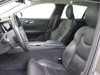 Volvo V60 Volvo V60 Cross Country 2.0 B5 AWD Pro | Stoelmassage | Nappa Leder | H&K Audio | - afbeelding nr 16