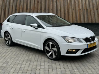 SEAT Leon Seat Leon ST 1.4 EcoTSI Business Intense Automaat | Alcantara bekleding | Seat Sound | Apple CarPlay | Navigatiesysteem | Cruise Control | Climate Control | Parkeersensoren voor en achter - afbeelding nr 32