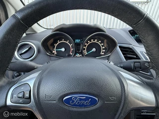 Ford Fiesta Ford Fiesta 1.0 Style 80pk 2016 5deurs / Airco / Led verlichting / 2e eigenaar NAP - afbeelding nr 19