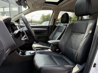 Mitsubishi Outlander Mitsubishi Outlander 2.0 PHEV Business Edition Navi,Trekhaak,Camera,Schuifdak,Leder,Stoelverwarming,Clima,Cruise,Pdc V+A,Lmv,Nieuwe Apk bij Aflevering - afbeelding nr 6