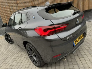 BMW X2 BMW X2 sDrive18i High Executive M-sport Automaat | Panoramadak | Lederen interieur | LED verlichting | Sfeerverlichting | DAB radio | Head-up display | Achteruitrijcamera | Parkeersensoren voor en achter - afbeelding nr 49