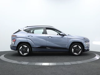 Hyundai Kona Hyundai Kona Electric Comfort 65.4 kWh | Navigatie | Camera | Cruise control - afbeelding nr 15