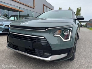 Kia Niro Kia Niro 1.6 GDi PHEV DynamicLine Edition / Plug-inn Hybride / volledig elektrisch rijden 65 km hierna Hybride aandrijving , Navi / Camera achter / Parkeerhulp rondom / Stoel & stuur verwarming / Keyless , fab garantie 7 jaar / 150.000km - afbeelding nr 10
