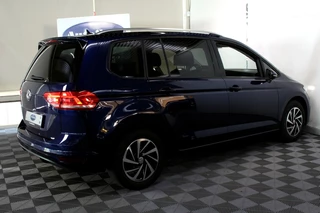 Volkswagen Touran Volkswagen Touran 1.5 TSI DSG Highline 7p 1eEIG! ACC CARPLAY DAB CAMERA '19 - afbeelding nr 7
