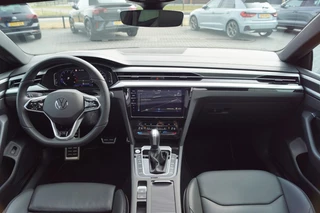 Volkswagen Arteon Volkswagen Arteon Shooting Brake 2.0 TSI DSG R-Line black /Panodak/IQ Led/Trekhaak*UNIEK* - afbeelding nr 4