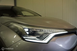 Toyota C-HR Toyota C-HR 1.8 Hybrid Style Ultimate, 28.885 KM!! - afbeelding nr 23