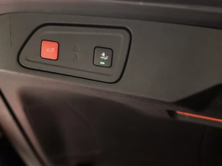 Citroën C5 Aircross Citroën C5 Aircross 1.2 PureTech Sport Deluxe (APPLE CARPLAY, GROOT NAVI, MEMORY SEATS, STOELVERWARMING, ADAPTIVE CRUISE, LEDER, ELEK ACHTERKLEP, KEYLESS, GETINT GLAS, NIEUWE APK, NIEUWSTAAT) - afbeelding nr 31