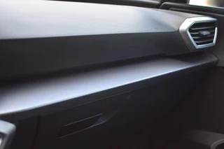 SEAT Leon Seat Leon 1.0 eTSI FR Business Intense | Cruise control | Digitale Dash | Carplay | - afbeelding nr 24