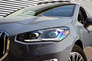 BMW 2 Serie BMW 2-serie Active Tourer 225e xDrive Luxury Line // Copper Grey Metallic - Elek. Panoramadak - Harman Kardon - Houtafwerking - Sensatec - Camera - Stoelverwarming - afbeelding nr 4