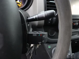 Renault Trafic Renault Trafic 1.6DCi 115PK Imperiaal | Trekhaak | Navigatie | Airco | Cruise | 3-Persoons - afbeelding nr 15