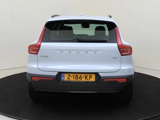 Volvo XC40 Volvo XC40 B4 Plus Dark | Trekhaak | Dodehoekdetectie | Achteruitrijcamera - afbeelding nr 5
