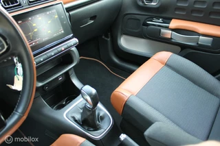 Citroën C3 Citroen C3 1.2 PureTech S&S Shine, Stoel verwarming, Pdc + camera, App connect, Cruise, Half leder, Donkerglas, Clima, Navi. - afbeelding nr 30