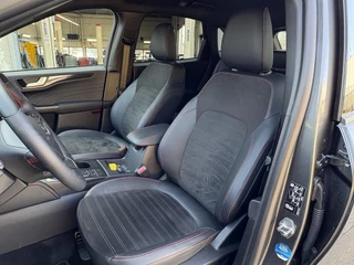 Ford Kuga Ford Kuga 2.5 PHEV ST-Line X 225pk | Driver Assistance Pack | Winterpack | Wegklapbare Trekhaak | Verlengde fabrieksgarantie tot 03-2028 - afbeelding nr 12