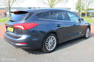 Ford Focus Ford Focus Wagon 1.0 EcoBoost Titanium Business 125 PK, Stuur/stoel verwarming, Pdc voor + achter, Full led, Keyless entry, Donkerglas, App connect, Cruise, Navi, Clima, 17 inch Lmv. - afbeelding nr 9