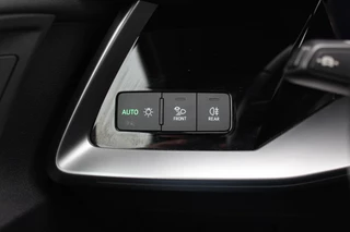 Audi S3 Audi S3 Limousine 2.0 TFSI quattro Edition One / Panoramadak / Camera / RS Seats / B&O / 19'' / Matrix LED / Navigatie / Dodehoek / ACC / Stoelverwarming / DAB - afbeelding nr 33