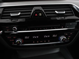 BMW 5 Serie BMW 5-serie 520d xDrive M-Sport | Leder | Sportstoelen |  Camera | Full LED | Trekhaak | Keyless | Navigatie | Sfeerverlichting | Climate control - afbeelding nr 28
