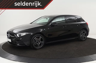 Mercedes-Benz A-Klasse Mercedes-Benz A-klasse 250e AMG Night | Carplay | Stoelverwarming |  Camera | Leder/Alcantara | Full LED | Sfeerverlichting | Park Assist | Navigatie - afbeelding nr 1