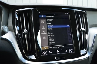 Volvo V60 Volvo V60 2.0 T5 R-Design Rijklaarprijs-Garantie Leder Led Apple carplay Rondom zicht camera - afbeelding nr 23