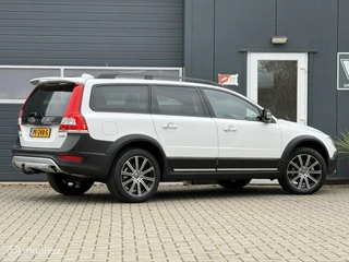 Volvo XC70 Volvo XC70 2.0 D4 FWD Geartronic-8 Polar+ Sensus Navi/Adap.CC/Xenon/Harman-Kardon/Driver Support - afbeelding nr 4