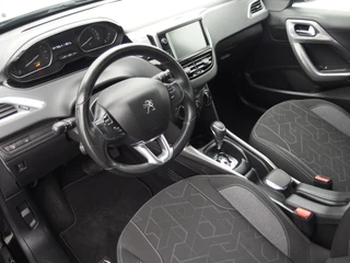 Peugeot 2008 AUTOMAAT / D-RIEM VV / CARPLAY / NAVI / AIRCO / PDC / BLUETOOTH / CRUISE / NL-AUTO - afbeelding nr 6