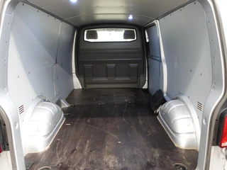 Volkswagen Transporter Volkswagen Transporter Executive+ L2H1 Navigatie Apple Carplay Trekhaak Cruise control 2-Zits Euro6 - afbeelding nr 33