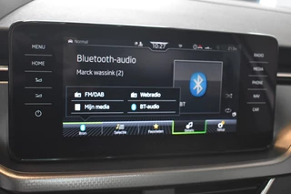 Škoda Kamiq Škoda Kamiq 1.5 TSI ACT Business Edition Pano Navi Led el-achterklep Trekhaak dynamische verlichting side/lane assist - afbeelding nr 57