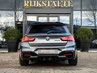 BMW 1 Serie BMW 1-serie M140i xDrive High Executive|H&K|REMUS|19'' - afbeelding nr 6