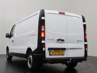 Renault Trafic | Navigatie | Airco | Trekhaak | 3-Persoons - afbeelding nr 21