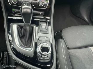 BMW 2 Serie BMW 2-serie Active Tourer 220d Executive - afbeelding nr 19