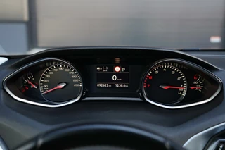 Peugeot 308 Peugeot 308 SW 1.2 PureTech Blue Lease Premium, aut. nw dis. pano, cam. - afbeelding nr 25